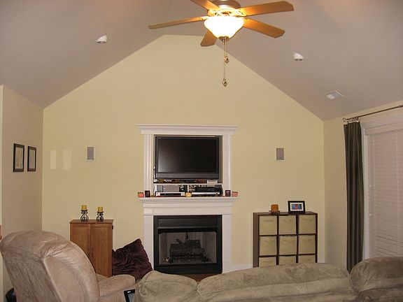 5th image of 9543 Sweet Gum Ln