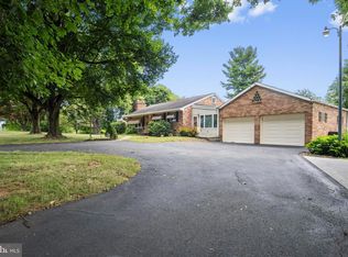255 S Middlesex Rd, Carlisle, PA 17015