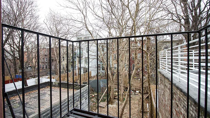 Rented by Nooklyn NYC LLC | media 15