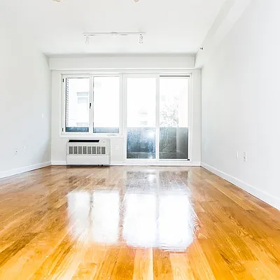 Rented by Urban Realty NYC | media 9