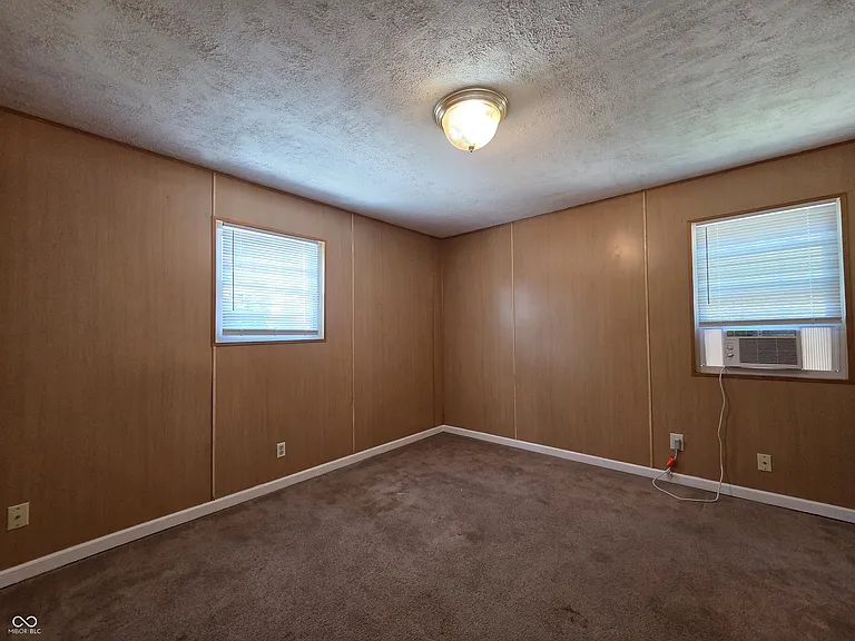 3845 Asbury St — Photo 16