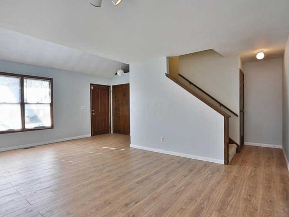3rd image of 6498 Ponset St