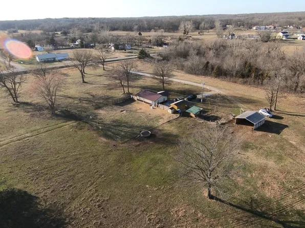 9499 Hwy Nn, Neosho, MO 64850