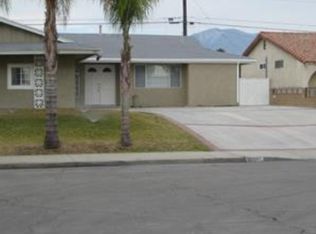 901 Mango Ct, Pomona, CA 91766