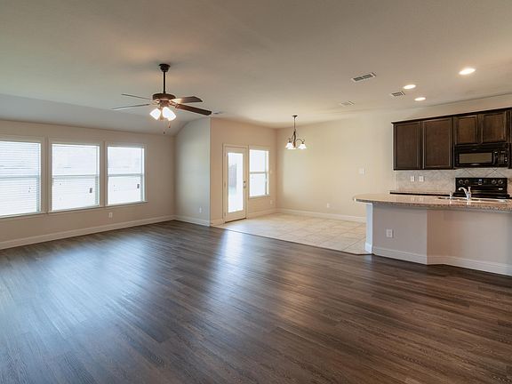 5th image of 3111 Flowering Springs Dr