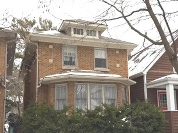 (undisclosed Address), Oak Park, IL 60304