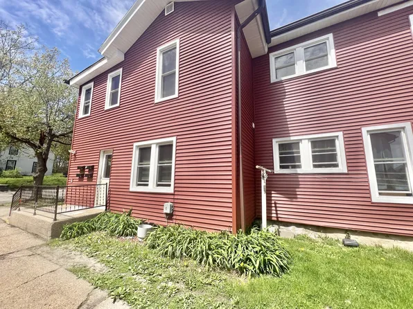 306 N Academy St #3, Janesville, WI 53548