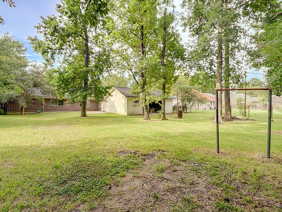 2nd image of 6003 Weisinger Dr