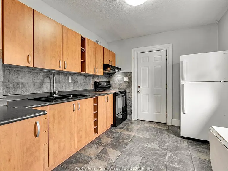 844 Ellrose Ave #UPPER — Photo 6