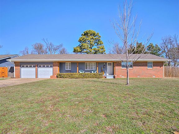 3rd image of 2601 Osborne Dr