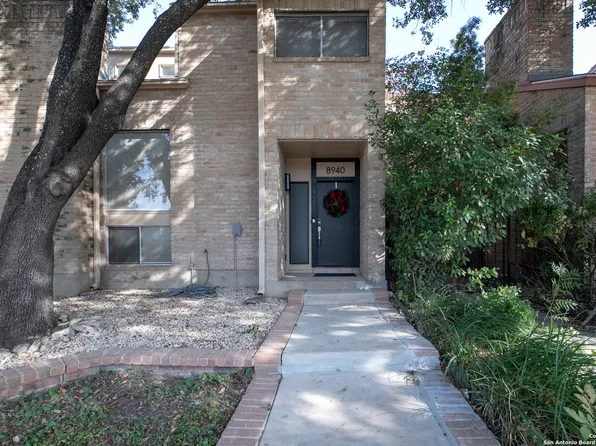 8940 WILLMON WAY, Windcrest, TX 78239