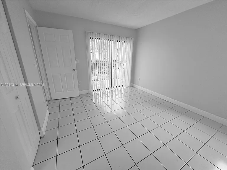 500 NW 114th Ave #101 — Photo 9
