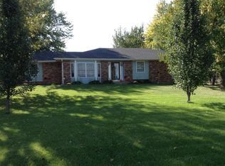 616 E Saint Eunice Rd, Fulton, MO 65251