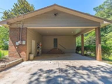 3rd image of 7625 Boriss Dr