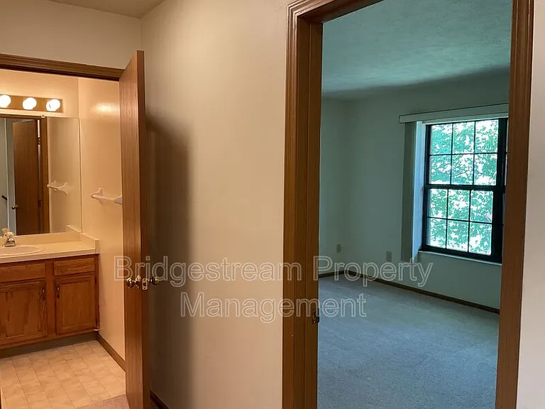 4595 Burchdale St — Photo 12