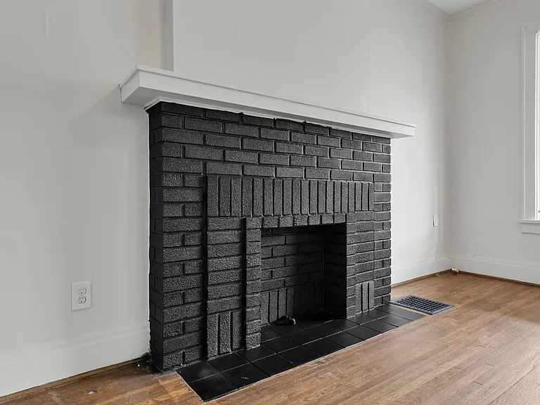 27-29 S Terrace Ave — Photo 9