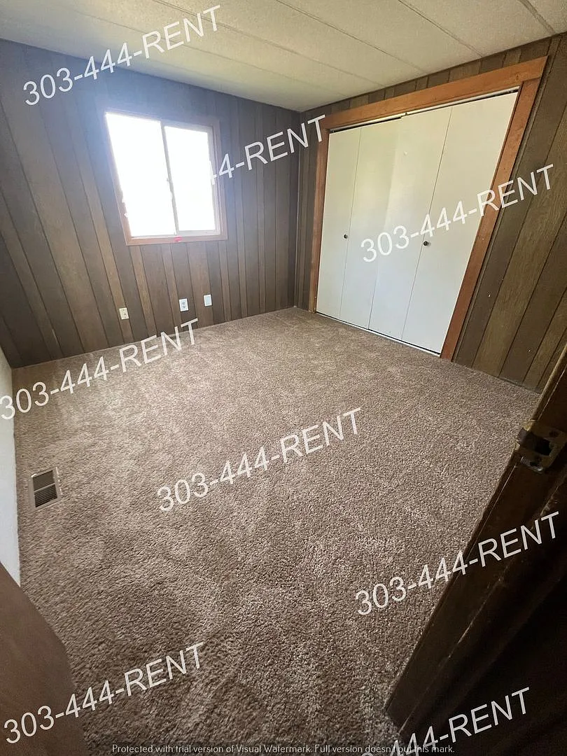 Log Lane Village 2 bedroom & 1 bathroom — Photo 3