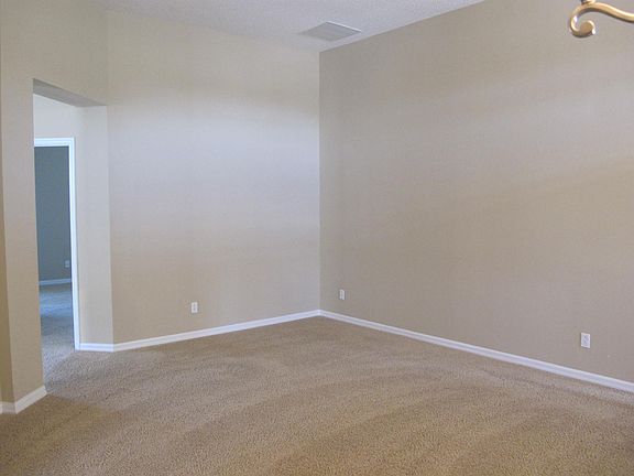 3rd image of 2523 Black Lake Blvd