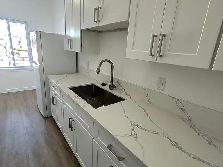 2256 Cambridge St — Photo 13