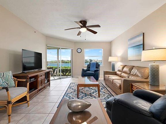 5th image of 1385 Siesta Bayside Dr #D