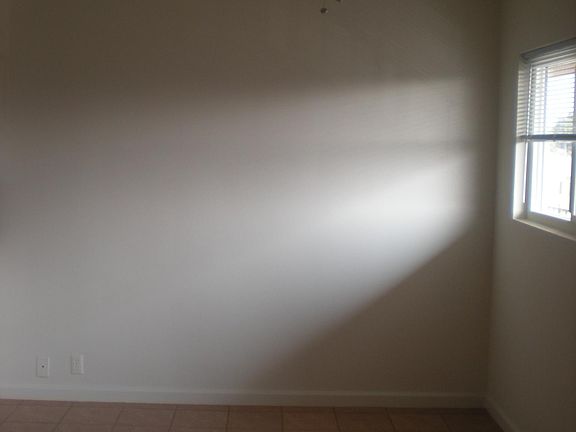 5th image of 1917 22nd St APT 3