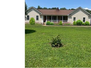 455 Richmond Rd, Castleton, VA 22716