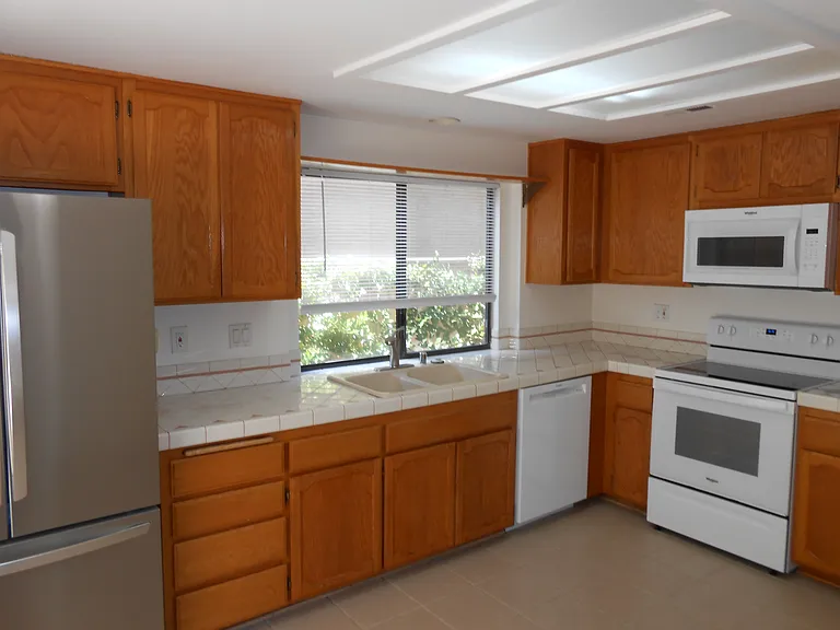 7056 Snapdragon Dr — Photo 6