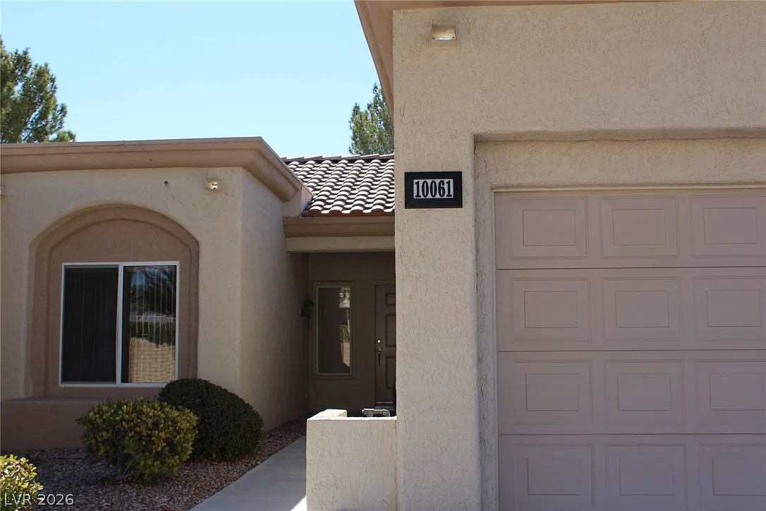 2 bed, 2.0 bath, 1021 sqft, $1,925 — Photo 3