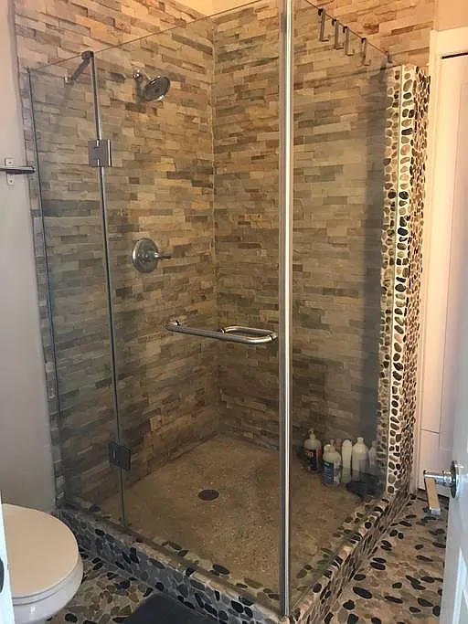 1 bed, 700 sqft, $1,900 — Photo 3