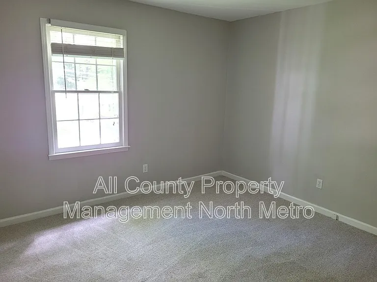 285 Sequoyah Dr — Photo 6