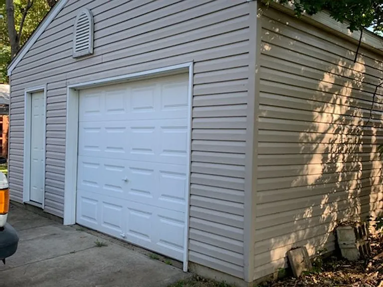419 Sieber Ave — Photo 2