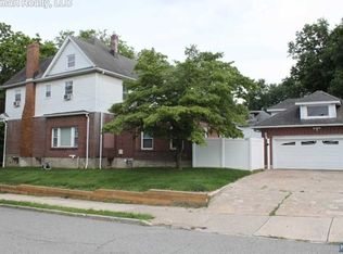 430 Queen Anne Rd, Teaneck, NJ 07666