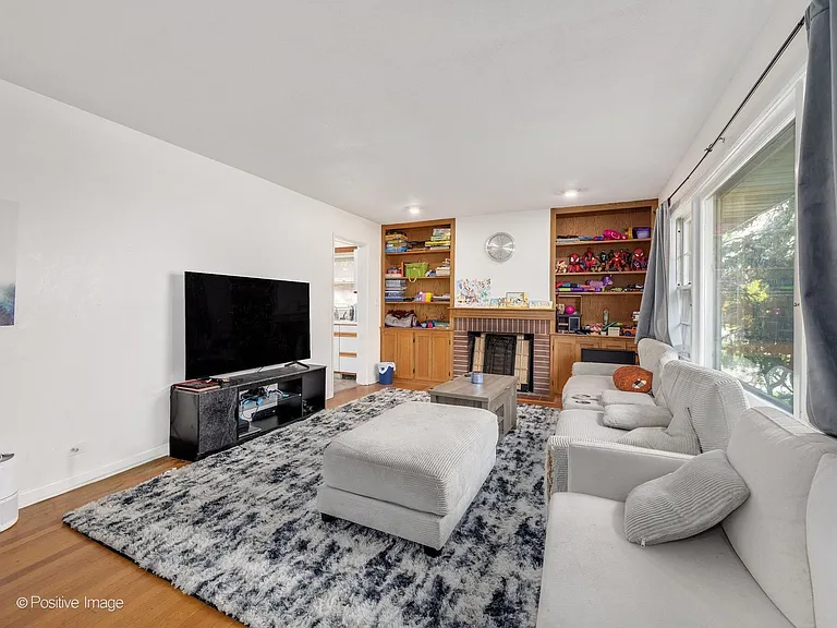 405 Greenfield Ave — Photo 7