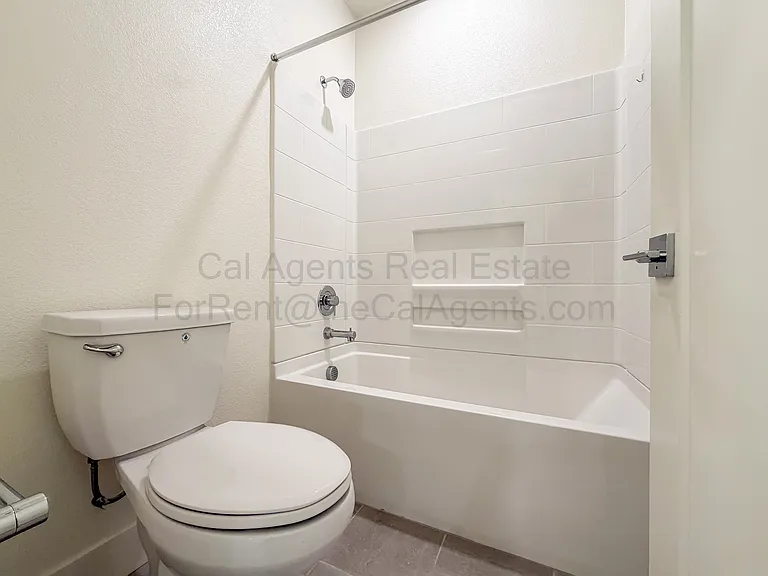5583 Dublin Blvd — Photo 20