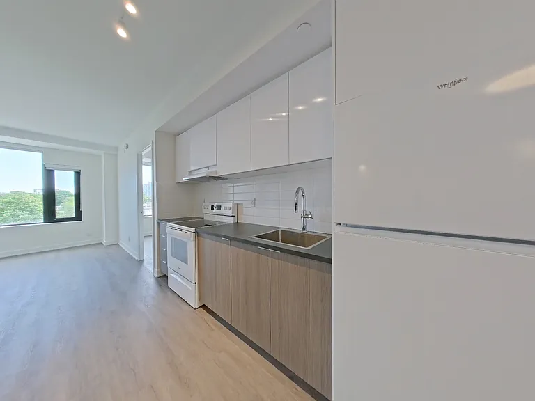 15 Gibbs Rd — Photo 47