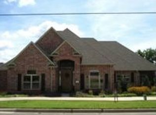 926 Sunset Dr SW, Ardmore, OK 73401