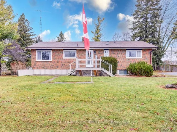 992 Church St N, Ajax, ON L1T 4W3