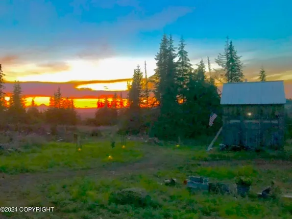 39460 Kulik St, Homer, AK 99603