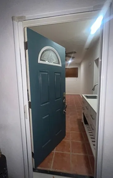 1833 Pomona Ave #B — Photo 2