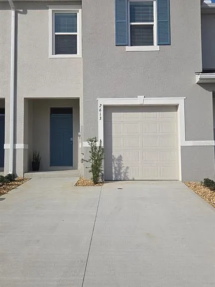 2613 Olympic Ct — Photo 1