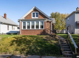 1915 10th St, Rock Island, IL