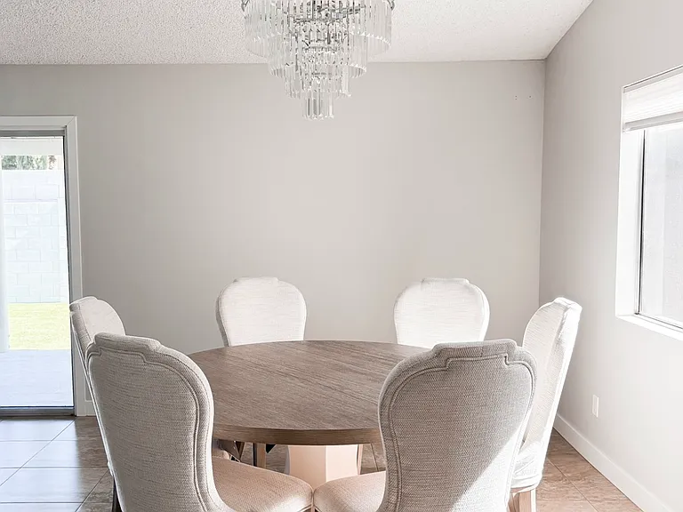 6326 E Carolina Dr — Photo 8