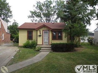 20545 Ridgemont Rd, Harper Woods, MI 48225