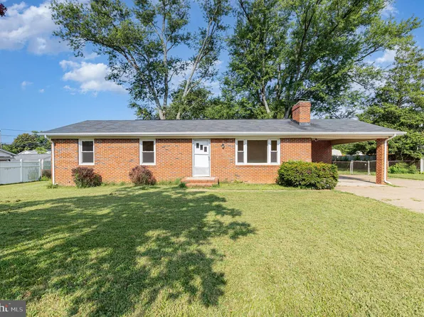 803 Grafton St, Fredericksburg, VA 22405