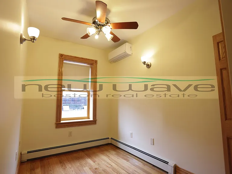 137 Charles St #3 — Photo 5