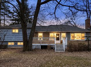 W220N8554 Town Line ROAD, Menomonee Falls, WI