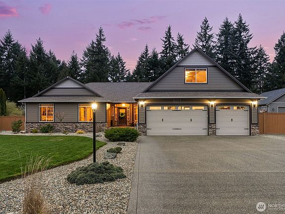 2nd image of 9220 Fox Ridge Lane SE