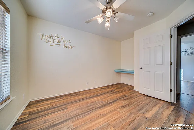 124 Latigo Ln — Photo 10