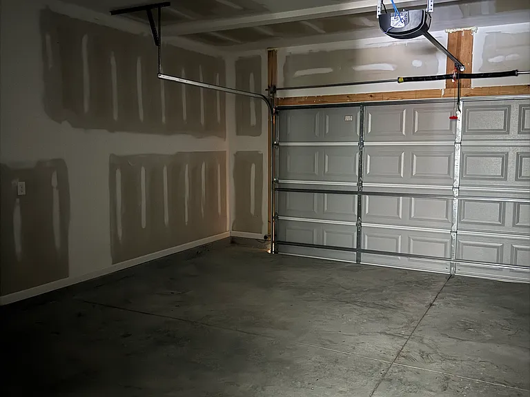240 Brookline Dr — Photo 21