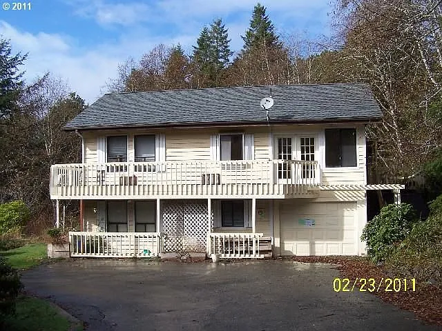 17272 Old County Rd photo 1